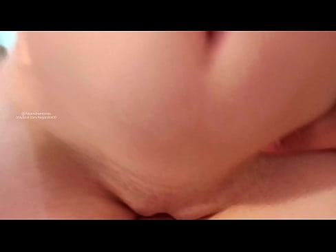 ❤️ Nukuin siskoni huoneessa ja niin heräsin siihen ❌ Super porno at us