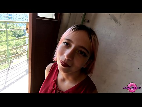 ❤️ Sensuelli opiskelija imee tuntematonta Outbackissa - Cum hänen kasvoillaan ❌ Super porno at us